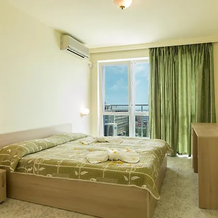 Svejest Солнечный берег